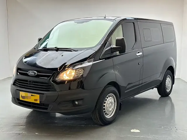 Ford Transit 2019 2.0T Diesel Multi-Purpose Commercial Vehicle Short Wheelbase Low Roof 6-Seater China VI