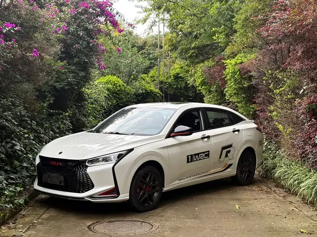 Dongfeng Aeolus Yixuan 2021 230T Automatic Shadow Chaser Knight Edition
