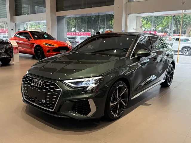 Audi A3 2023 Facelift Sportback 35 TFSI Fashion Sport