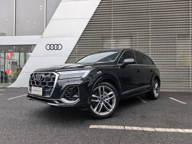 Audi Q7 2025 55 TFSI quattro S line Sport