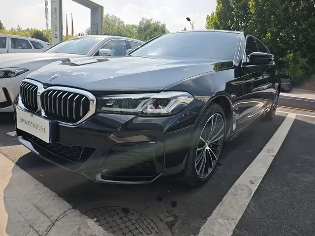 BMW 5 Series 2022 Facelift 530Li Leading M Sport Package