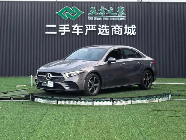 Mercedes-Benz A-Class 2022 A 200 L Sport Sedan Dynamic