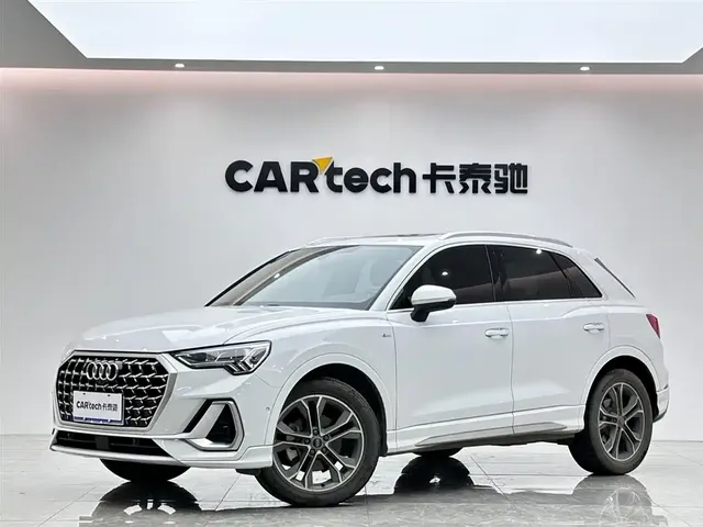 Audi Q3 2024 40 TFSI Fashion Sport