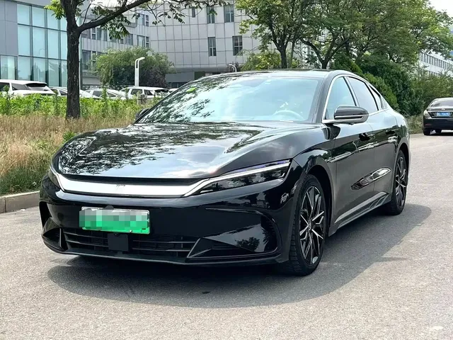 BYD Han 2025 DM-i 125KM Honor