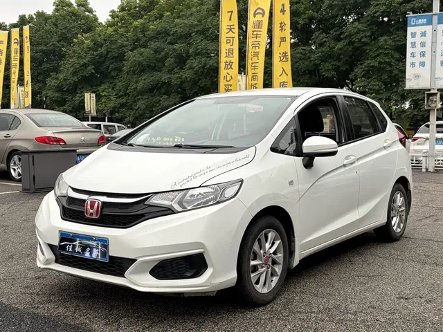 Honda Fit 2018 1.5L CVT Comfort Edition