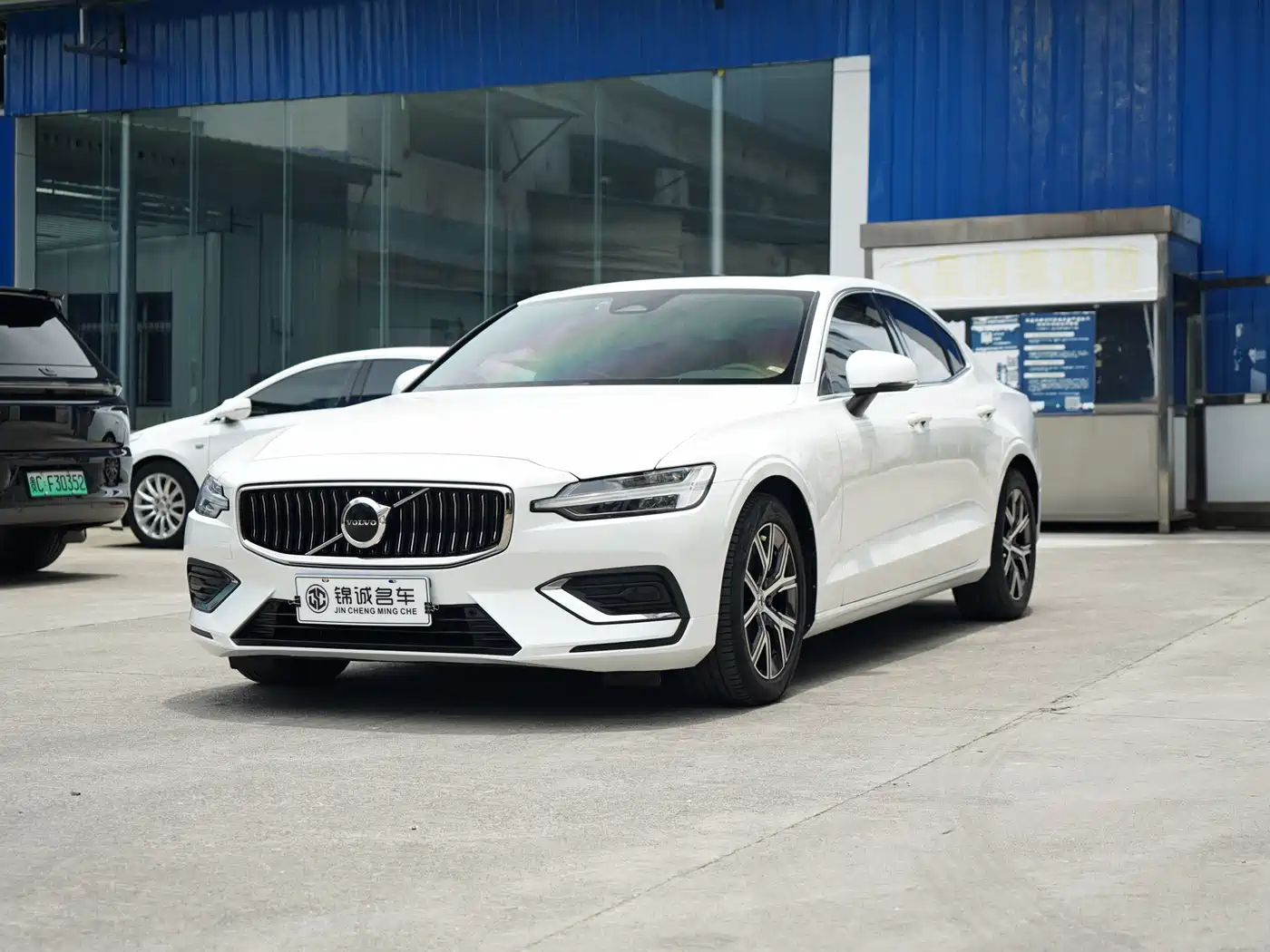 Volvo S60 2022 B4 Smart Comfort Luxury Edition