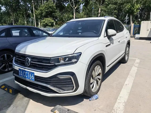 Volkswagen Tayron X 2020 330TSI 2WD Premium Smart Edition