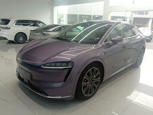 Zhijie Luxeed R7 2025 Extended Range 331km Ultra