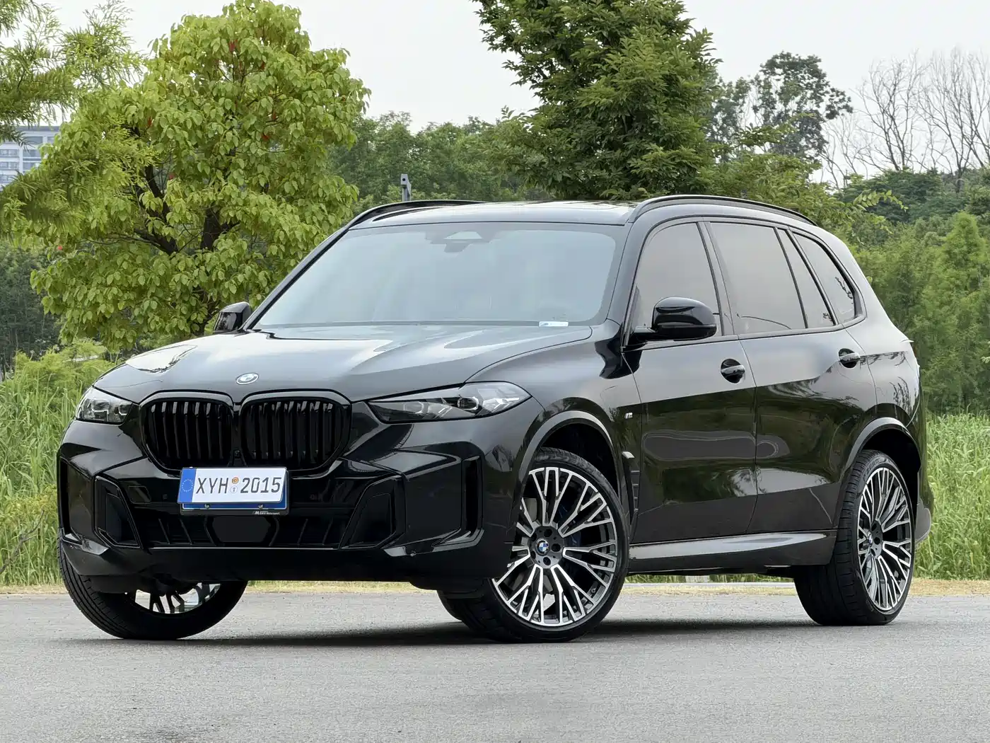 BMW X5 2025 Model xDrive 30Li Exclusive M Sport Blackout Package