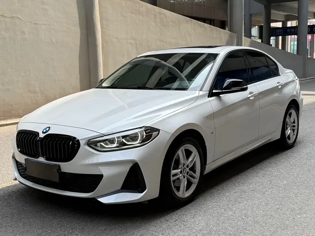 BMW 1 Series 2023 120i M Sport Shadow Edition