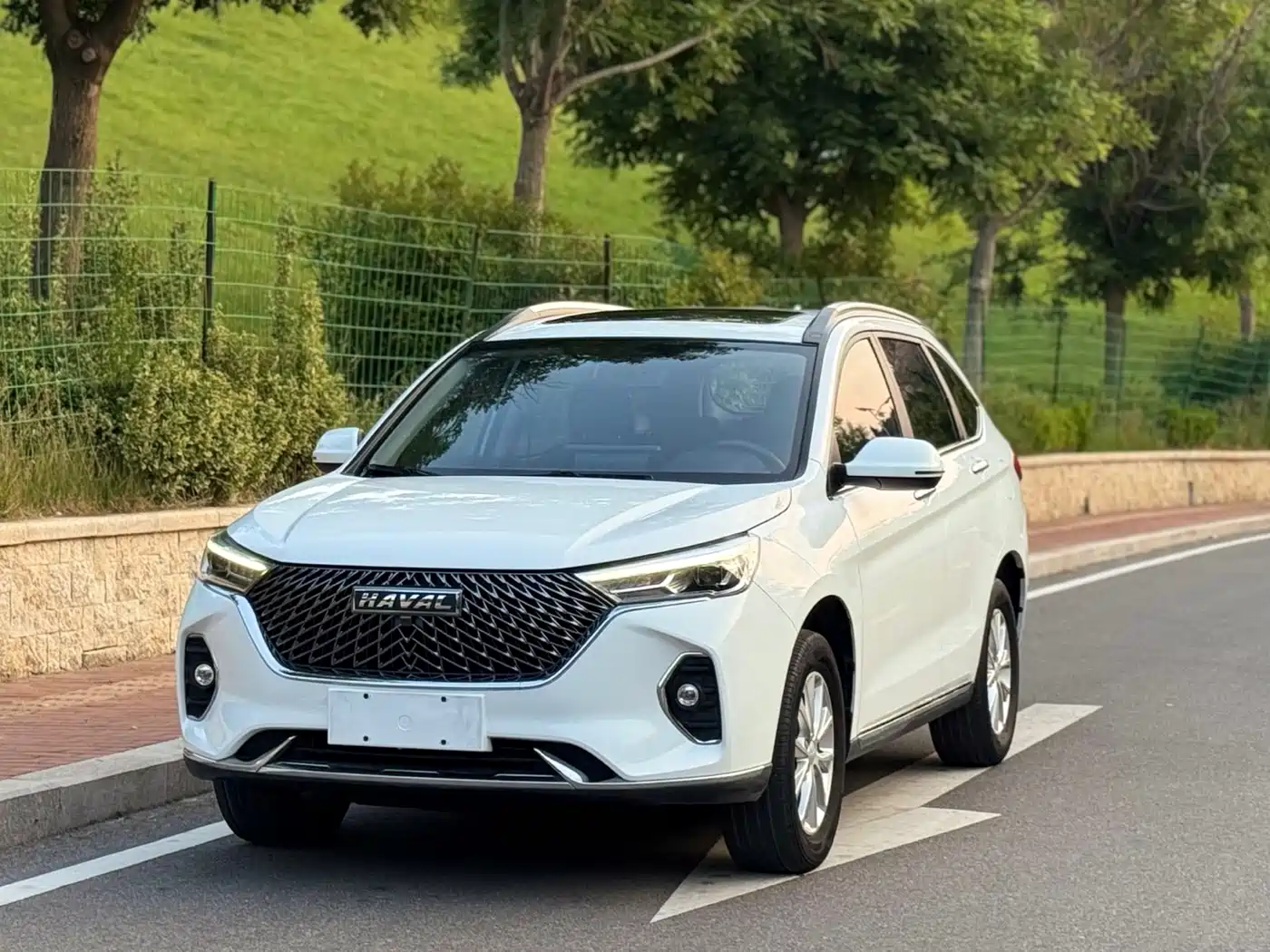 Haval M6 2021 PLUS 1.5T DCT Luxury Smart Connect
