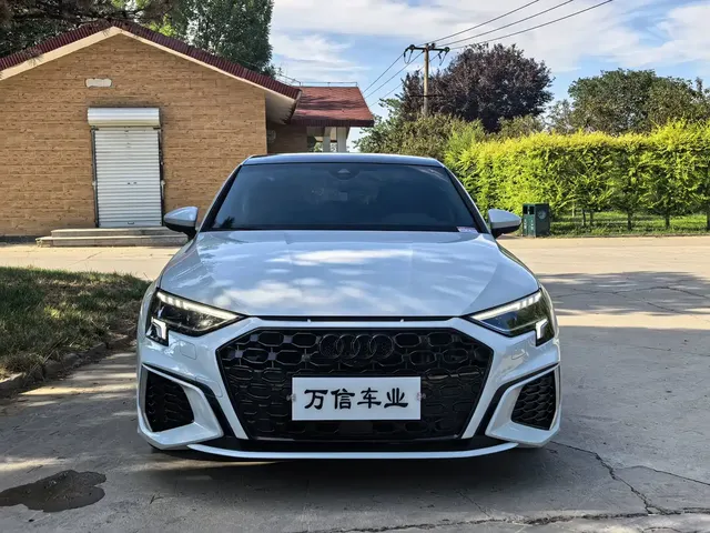 Audi A3 2023 Sportback 35 TFSI Fashion Sport