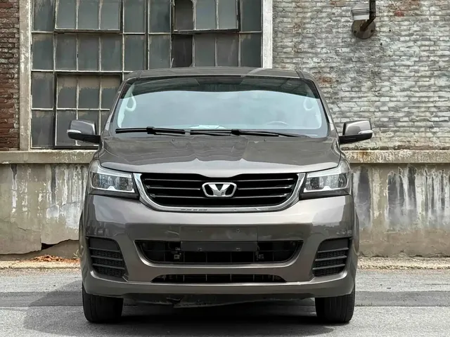 Huasong 7 2017 2.0T Automatic Premium