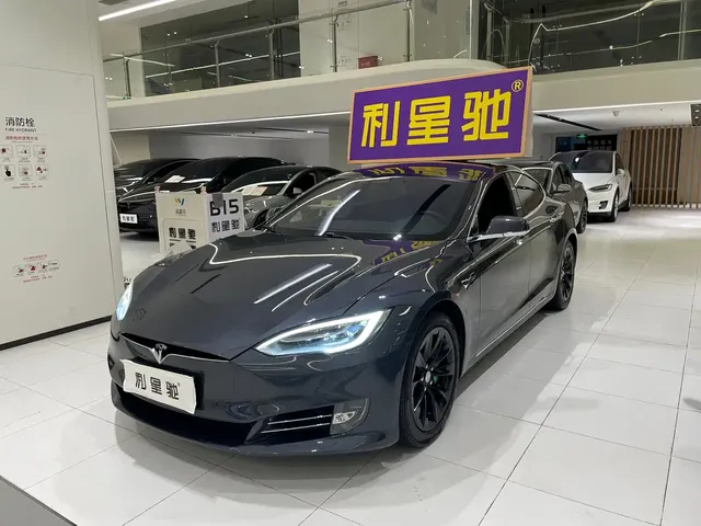 Tesla Model S 2019 Long Range Version