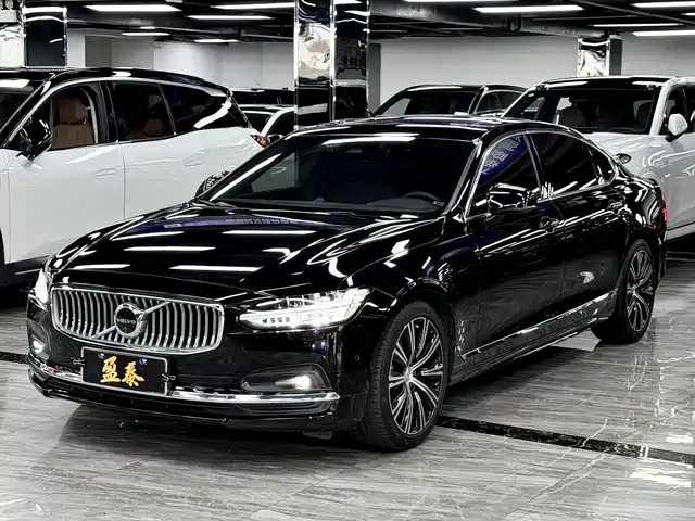 Volvo S90 2024 B5 Excellence Luxury Edition