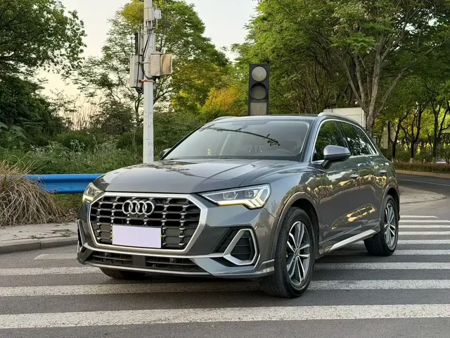 Audi Q3 2021 35 TFSI Progressive Elegance