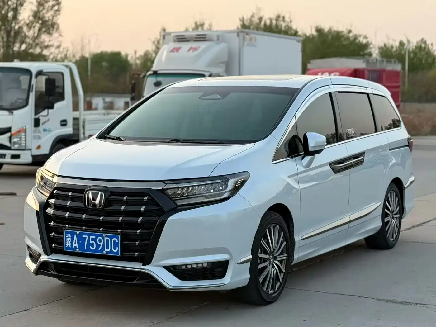 Honda Elysion 2024 2.0L e:HEV Luxury Edition
