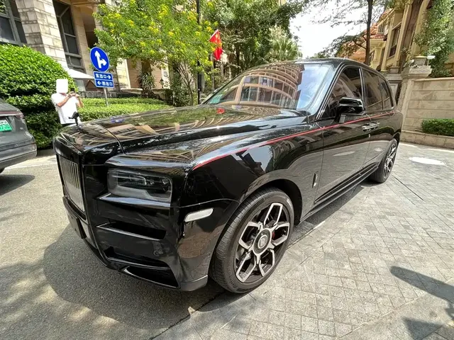 Rolls-Royce Cullinan 2018 4-Seater Version