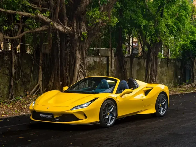 Ferrari F8 2019 Tributo 3.9T V8