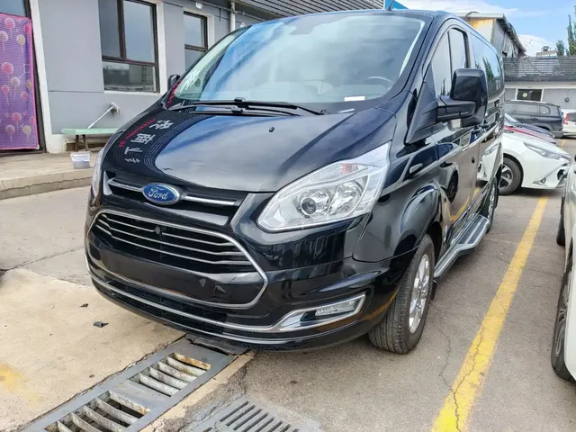 Ford Tourneo 2020 2.0T Auto Elite Edition China VI