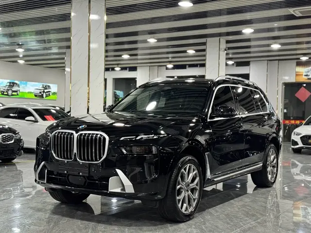 BMW X7 2023 xDrive40i Leading Luxury Package