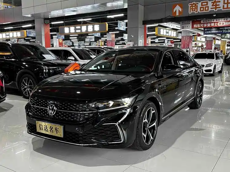 Volkswagen Passat 2026 Outstanding Edition 380TSI Starlight Dragon Soaring Version