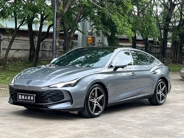 MG 7 2025 2.0T Trophy+ Super Smart Driving Edition