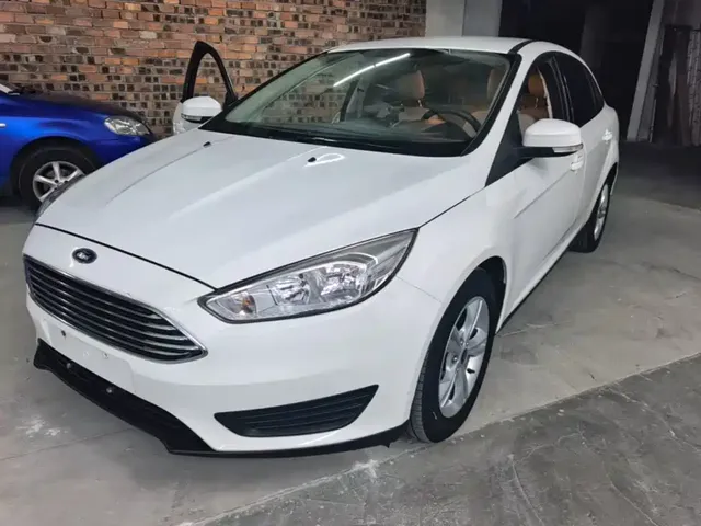 Ford Focus 2018 Sedan Classic 1.6L Manual Comfort Smart Edition