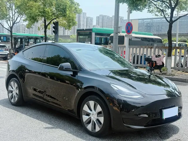 Tesla Model Y 2022 Long Range AWD