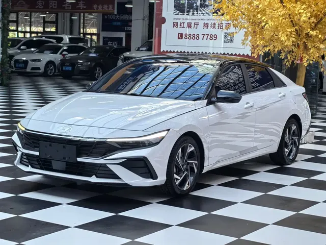 Hyundai Elantra 2023 Model 1.5L CVT LUX Premium Edition