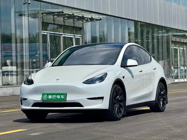 Tesla Model Y 2022 Facelift Long Range All-Wheel Drive Version