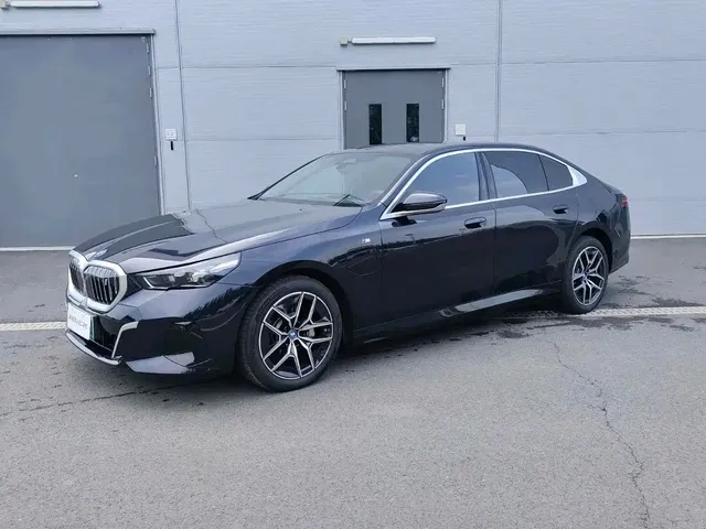BMW i5 2025 eDrive 35L M Sport Package