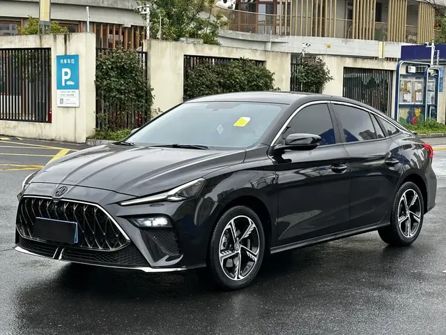 MG 5 Scorpio 2022 1.5T Luxury Edition