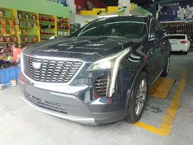 Cadillac XT4 2022 28T FWD Luxury
