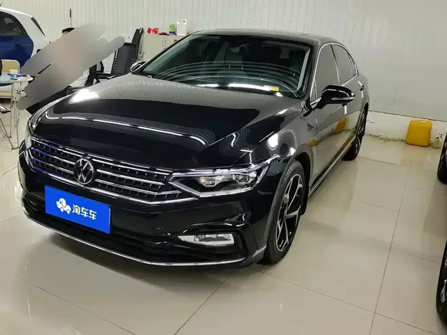 Volkswagen Magotan 2025 Popular Edition 330TSI DSG Luxury