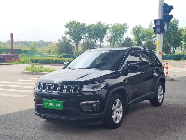 Jeep Compass 2019 220T Automatic Family Edition