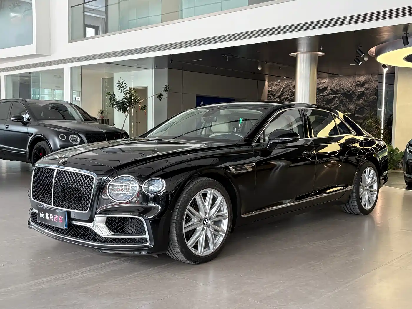 Bentley Flying Spur 2024 4.0T V8 Standard Edition