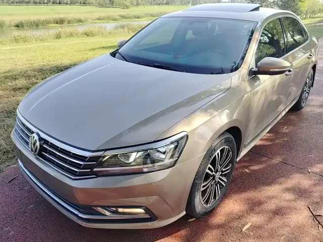 Volkswagen Passat 2017 330TSI DSG Luxury