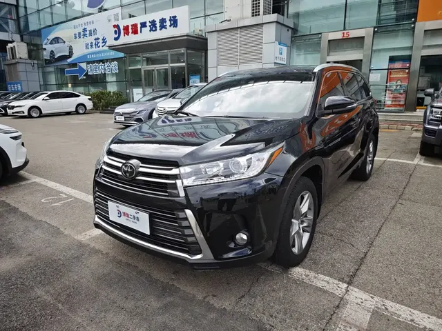 Toyota Highlander 2021 2.0T FWD Luxury 7-Seater