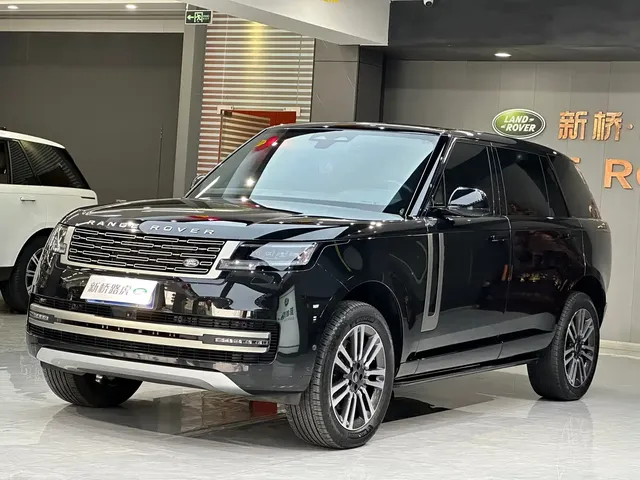Land Rover Range Rover 2024 3.0 L6 400PS Golden Age Extended 7-Seater