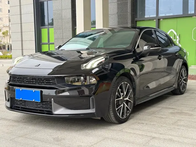 Lynk & Co 03 2019 2.0TD Auto Power Pro Version