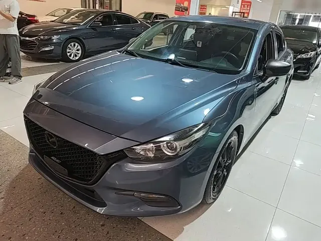 Mazda 3 Axela 2017 Sedan 1.5L Automatic Comfort China V