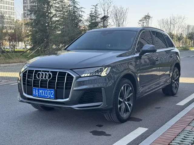 Audi Q7 2021 55 TFSI quattro S line Sport