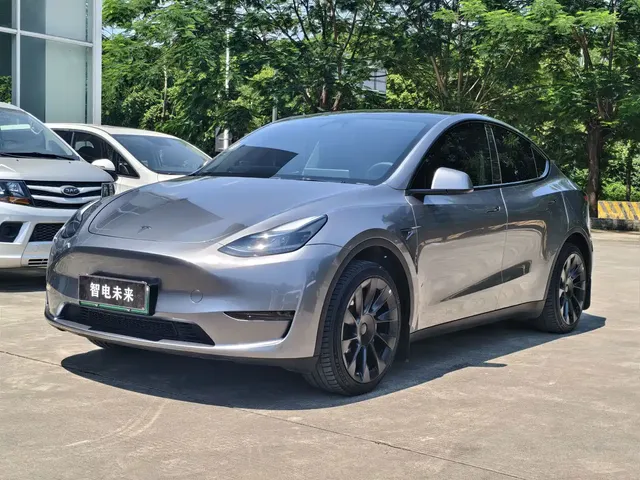 Tesla Model Y 2024 Long Range AWD
