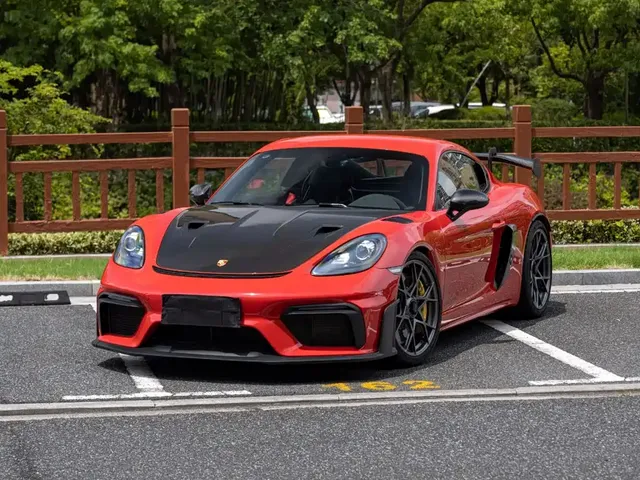 Porsche 718 2022 Cayman GT4 RS 4.0L